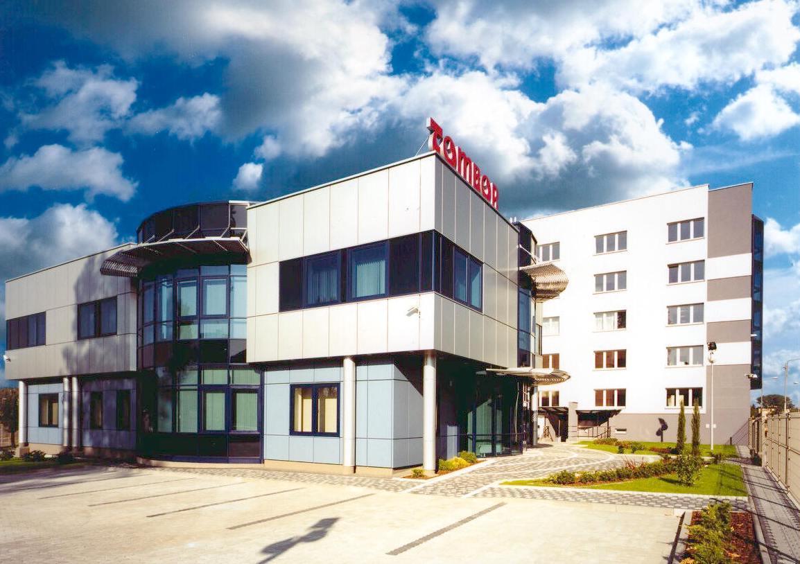 Gosciniec Tombor Aparthotel Катовице Екстериор снимка