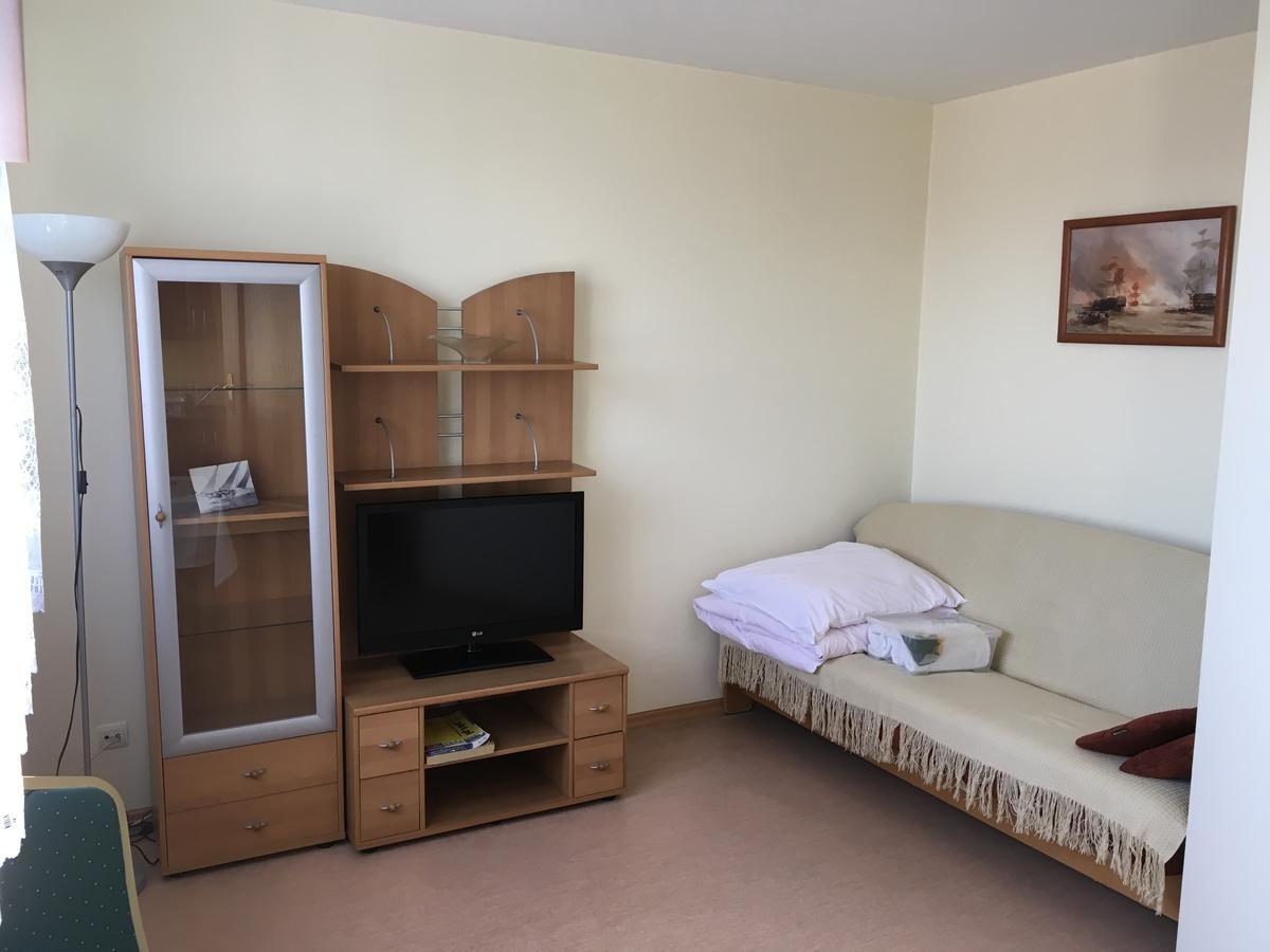 Gosciniec Tombor Aparthotel Катовице Екстериор снимка